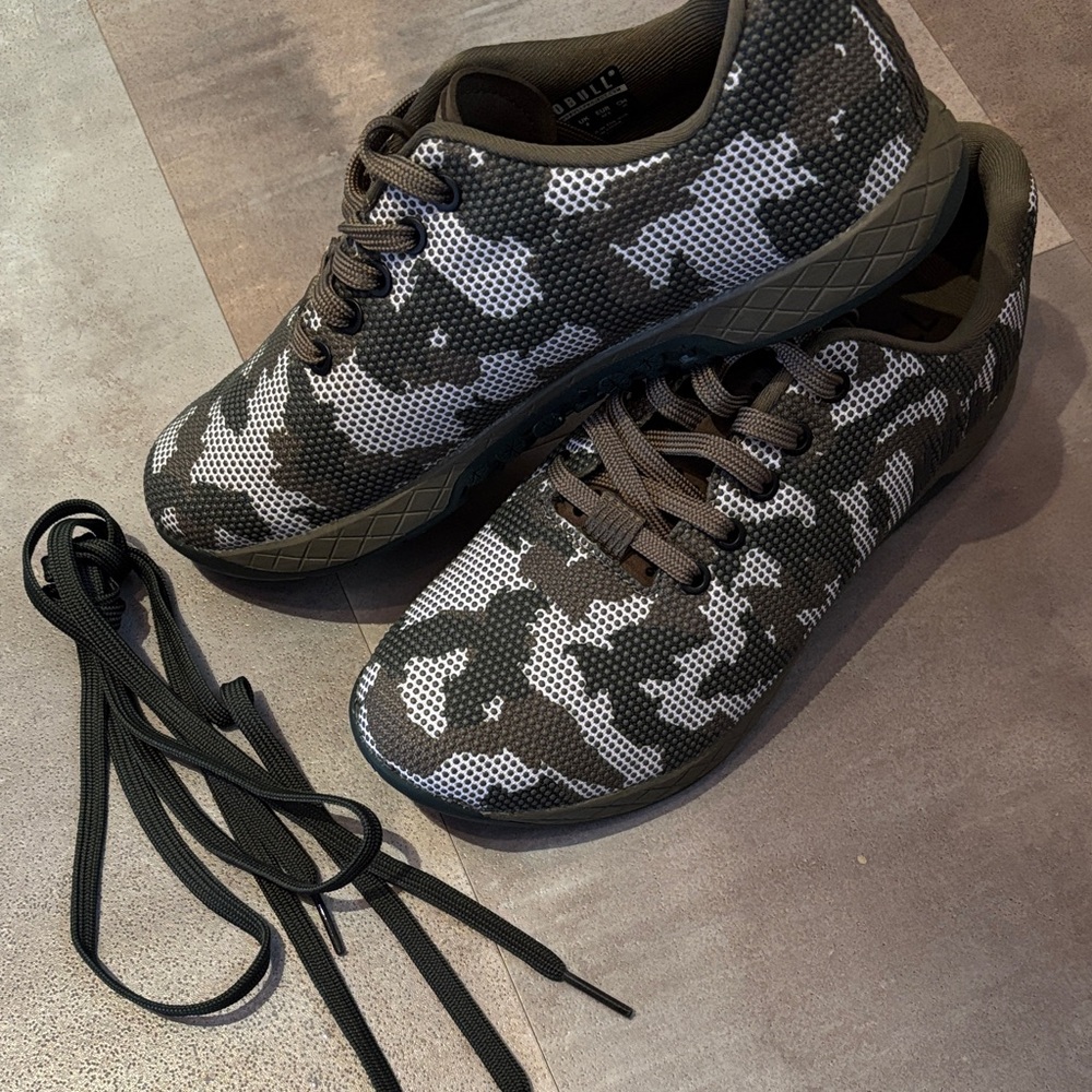 NOBULL Camo Knit Trainers Size 9